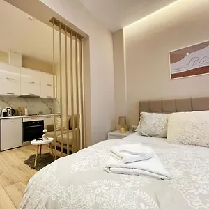 Aj Apartments, Hidden Gem In The Heart Of Appartement Tirana